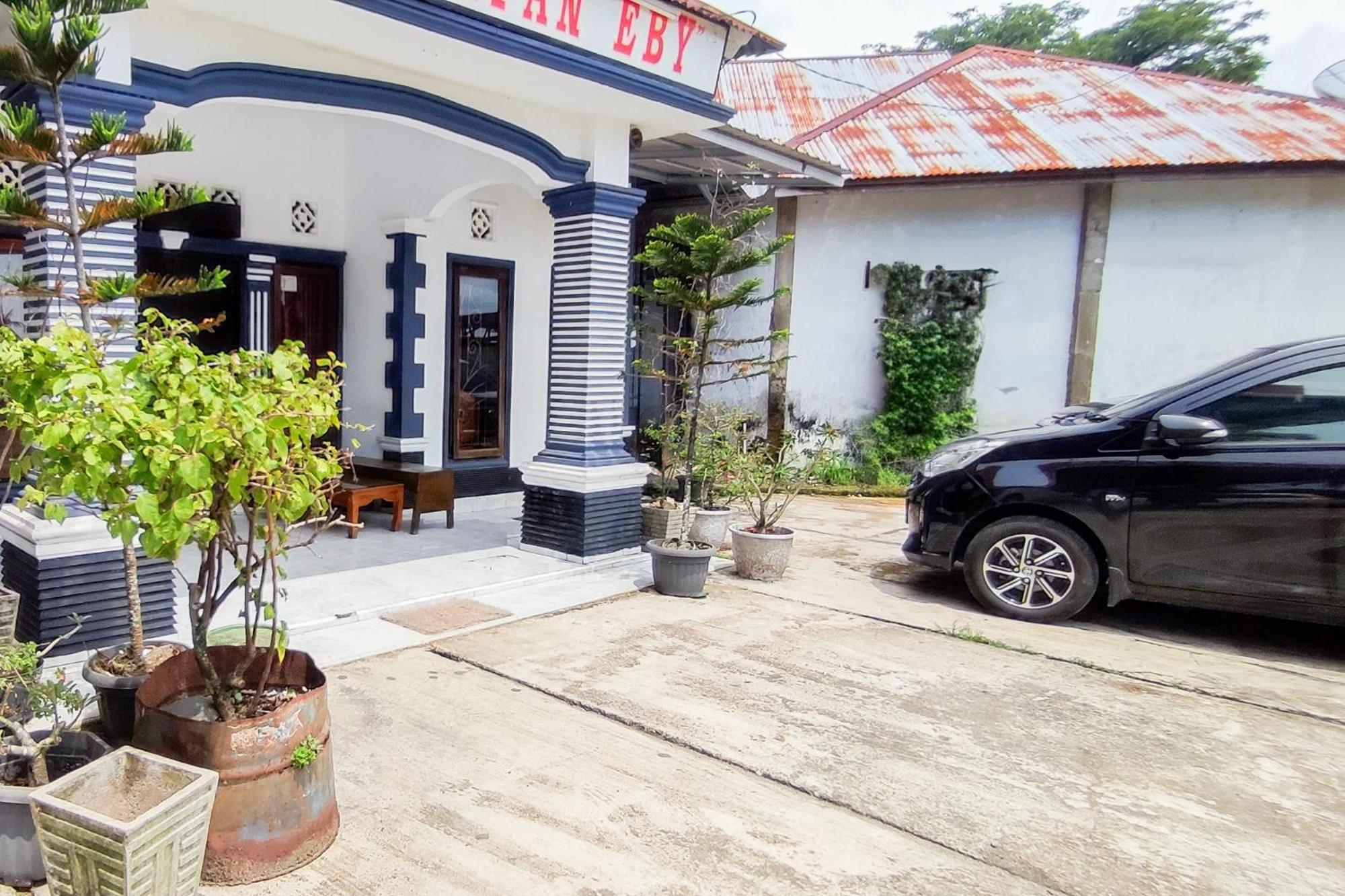 Reddoorz Syariah At Penginapan Eby Padang 외부 사진