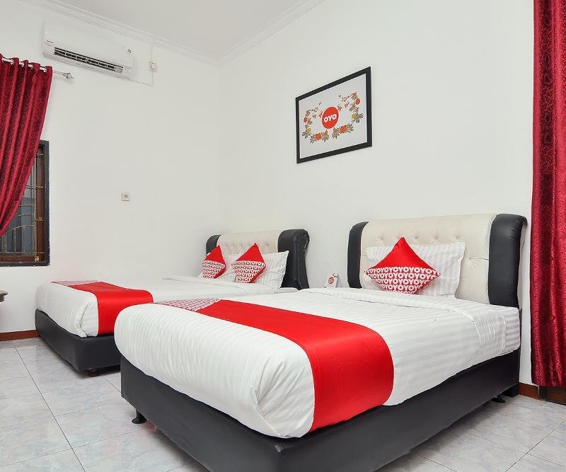 Reddoorz Syariah At Penginapan Eby Padang 외부 사진